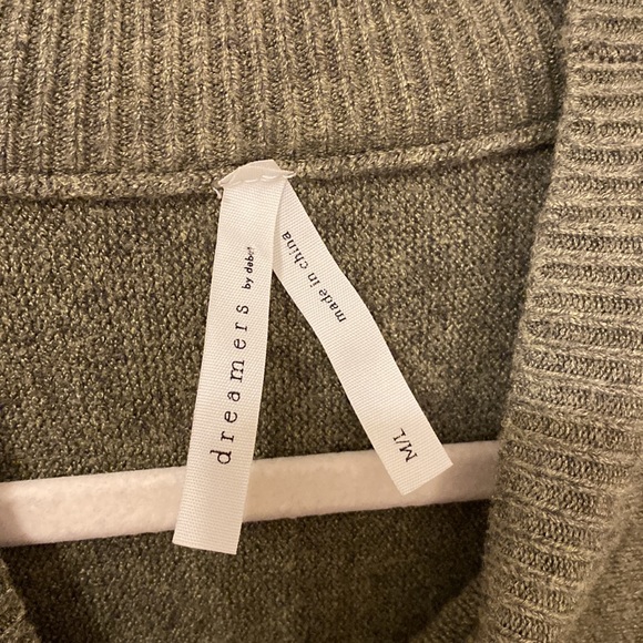 Green Mock Neck Sweater - Picture 3 of 4